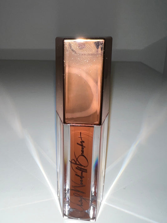 Hydrating Lip Gloss - Mocha